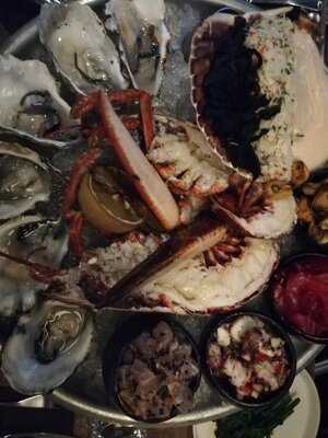 White Horse Oyster & Seafood Bar