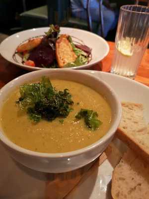 Sisters Restaurant - Kelvingrove Street