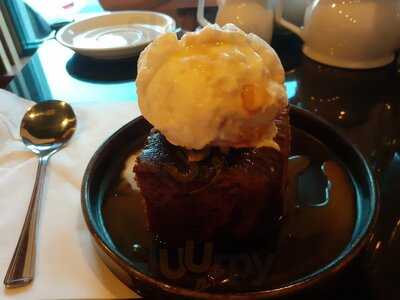 The Poet Bar And Grill