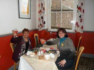 Nosey Parkers Restaurant & Bistro