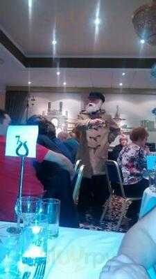 Nosey Parkers Restaurant & Bistro