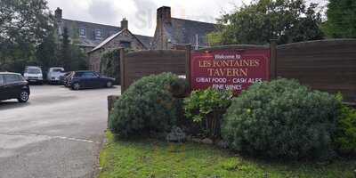 Les Fontaines Tavern
