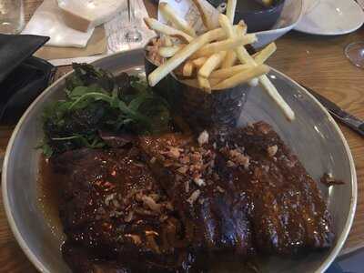 Graze Bar & Chop House