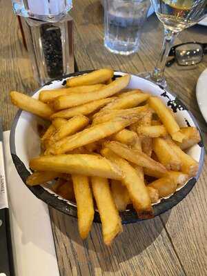 Bread Meats Bread West End