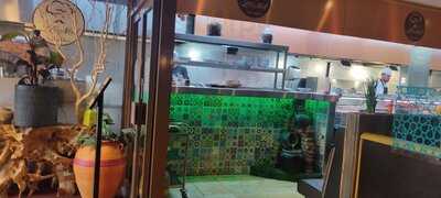 Lona Restaurant Grill And Juice