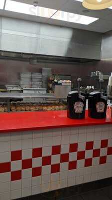 Five Guys Dundee