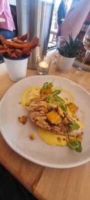 33 St. Helens Artisan Deli & Cafe