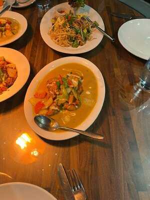 Dusit Thai Restaurant