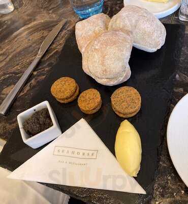 Seahorse Bar &  Restaurant