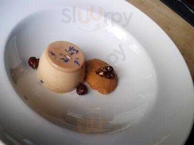 Nobles Cafe Bar & Restaurant