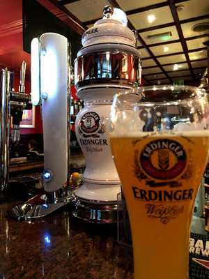 Titanic Pub And Kitchen