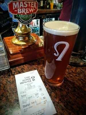 Titanic Pub And Kitchen