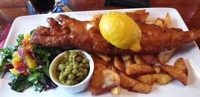 Titanic Pub And Kitchen