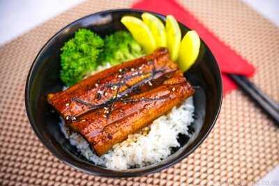 Izakaya Japanese Bar