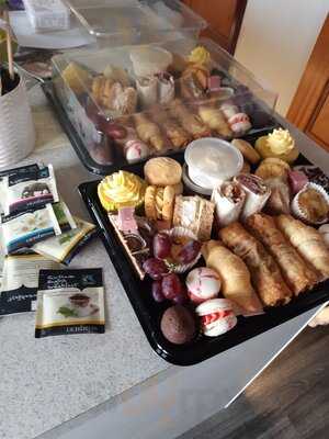 Mrs Mitchell's Afternoon Tea Boxes