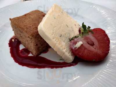 Urban Bar & Brasserie