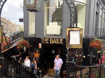 Bailie Bar