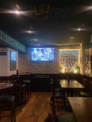 Teuchters Bar And Bunker