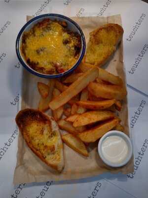 Teuchters Bar And Bunker