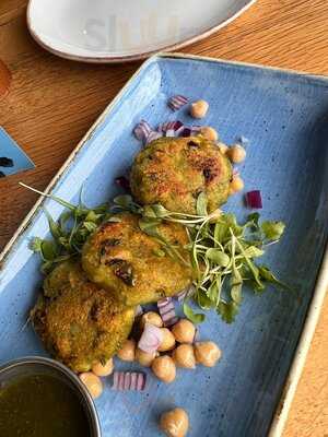 Loks Bar And Kitchen