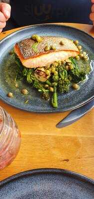 Loks Bar And Kitchen