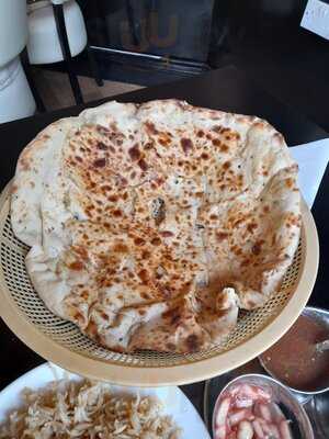 Akbars
