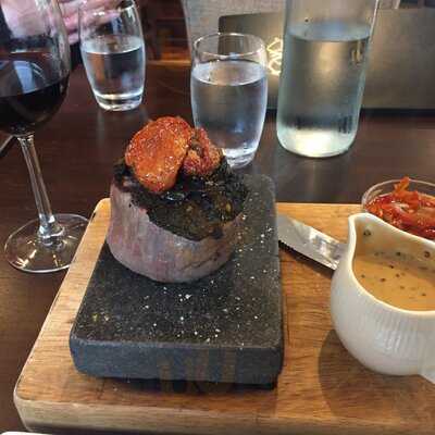 Stix & Stones Balmoral