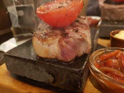 Stix & Stones Balmoral