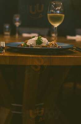 Stix & Stones Balmoral