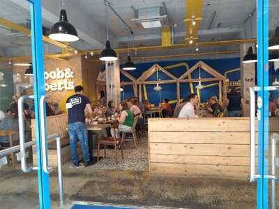 Bob & Berts Fountain Street