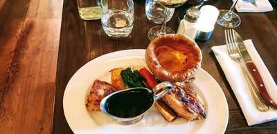 Hutchesons City Grill