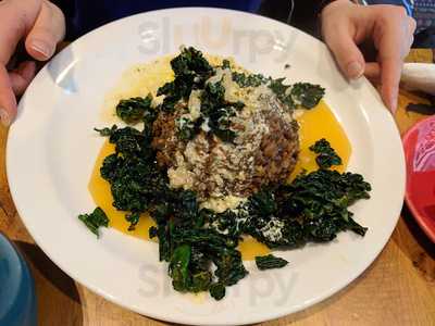 Hendersons Vegan Restaurant