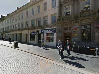 Fatburger & Buffalo's Express