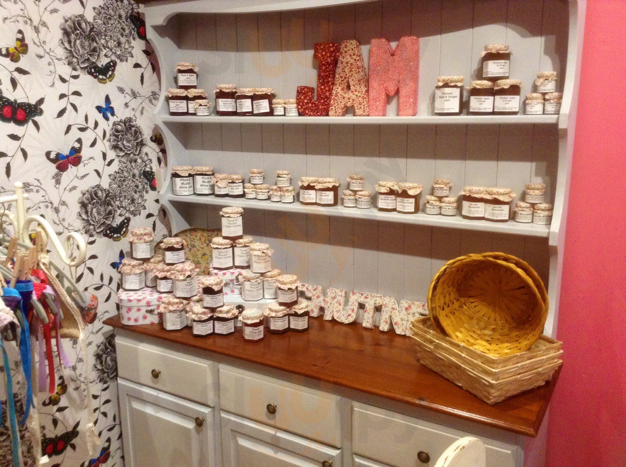 Chintzy Cakes