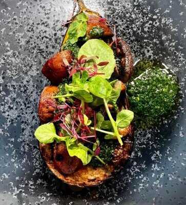 Linen Lounge At Belfast Met Titanic Quarter