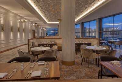 Riverside Restaurant And Bar