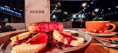 Broken Dock Kitchen & Bar - Photo 8