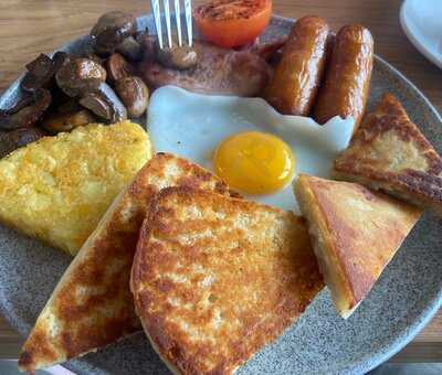 Standing Stones Lodge