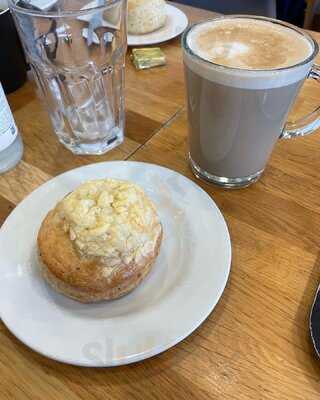 Marks & Spencer Cafe