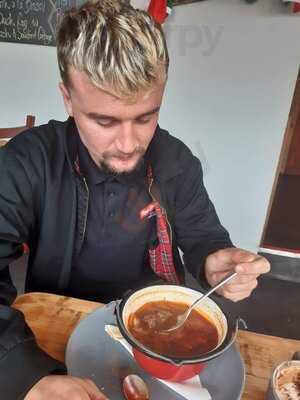 Deck Cafe & Restaurant