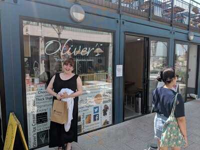 Oliver's Ice Cream Parlour