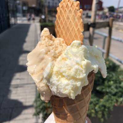 Oliver's Ice Cream Parlour