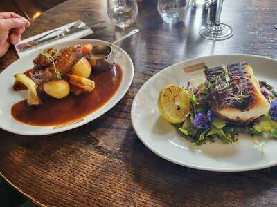 Browns Brasserie & Bar - Photo 8