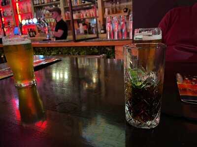 Steak Cattle & Roll - Merchant Square