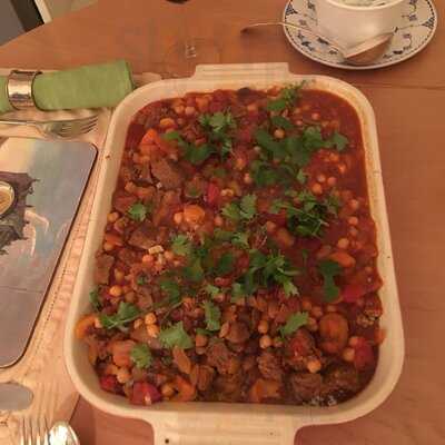 Roots Deli And Salad Bar