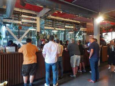 Left Handed Giant Brewpub