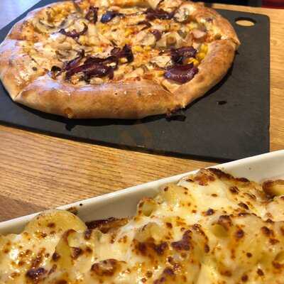 Pizza Hut