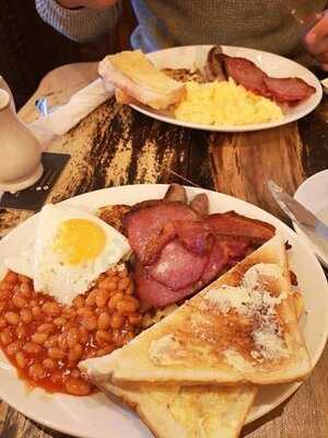 Auld Jock's Pie Shoppe