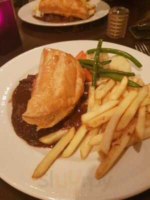 No. 10 Bar & Restaurant