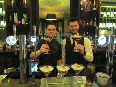 No. 10 Bar & Restaurant